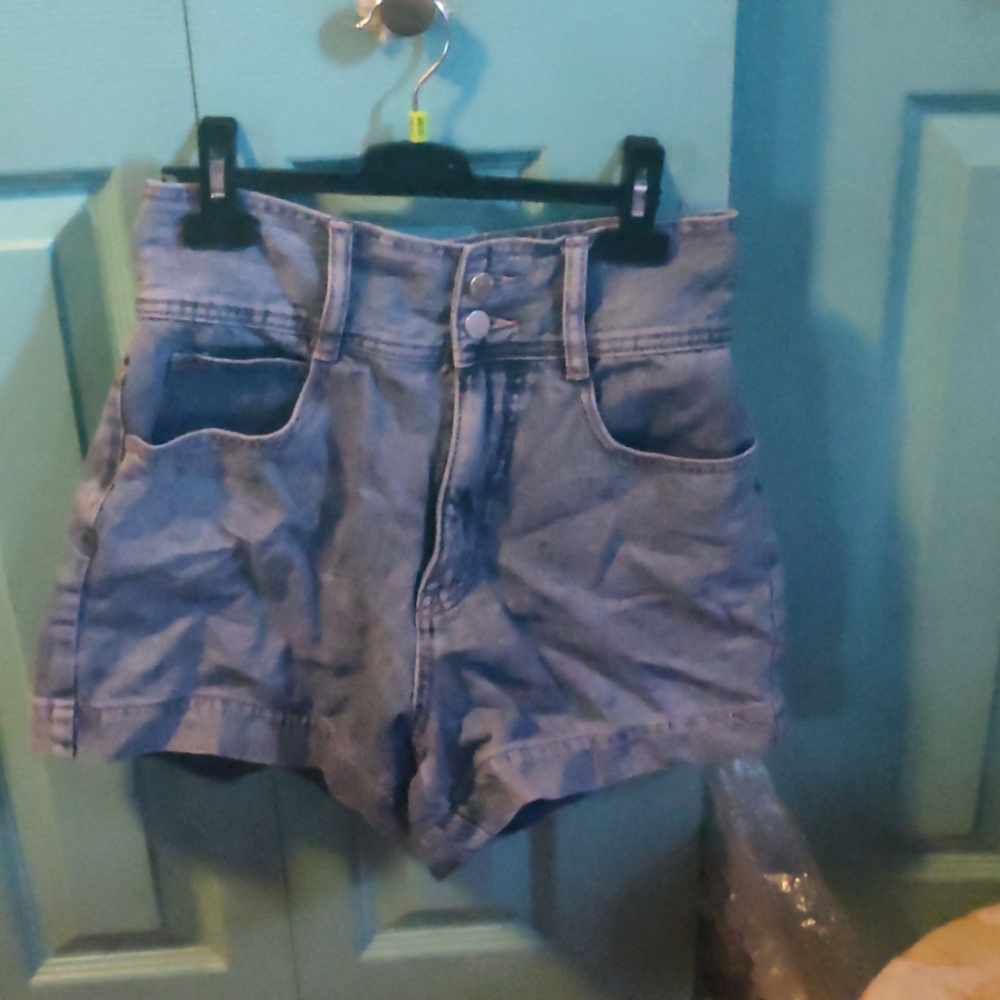 BDG highwaisted shorts size 27 worn once